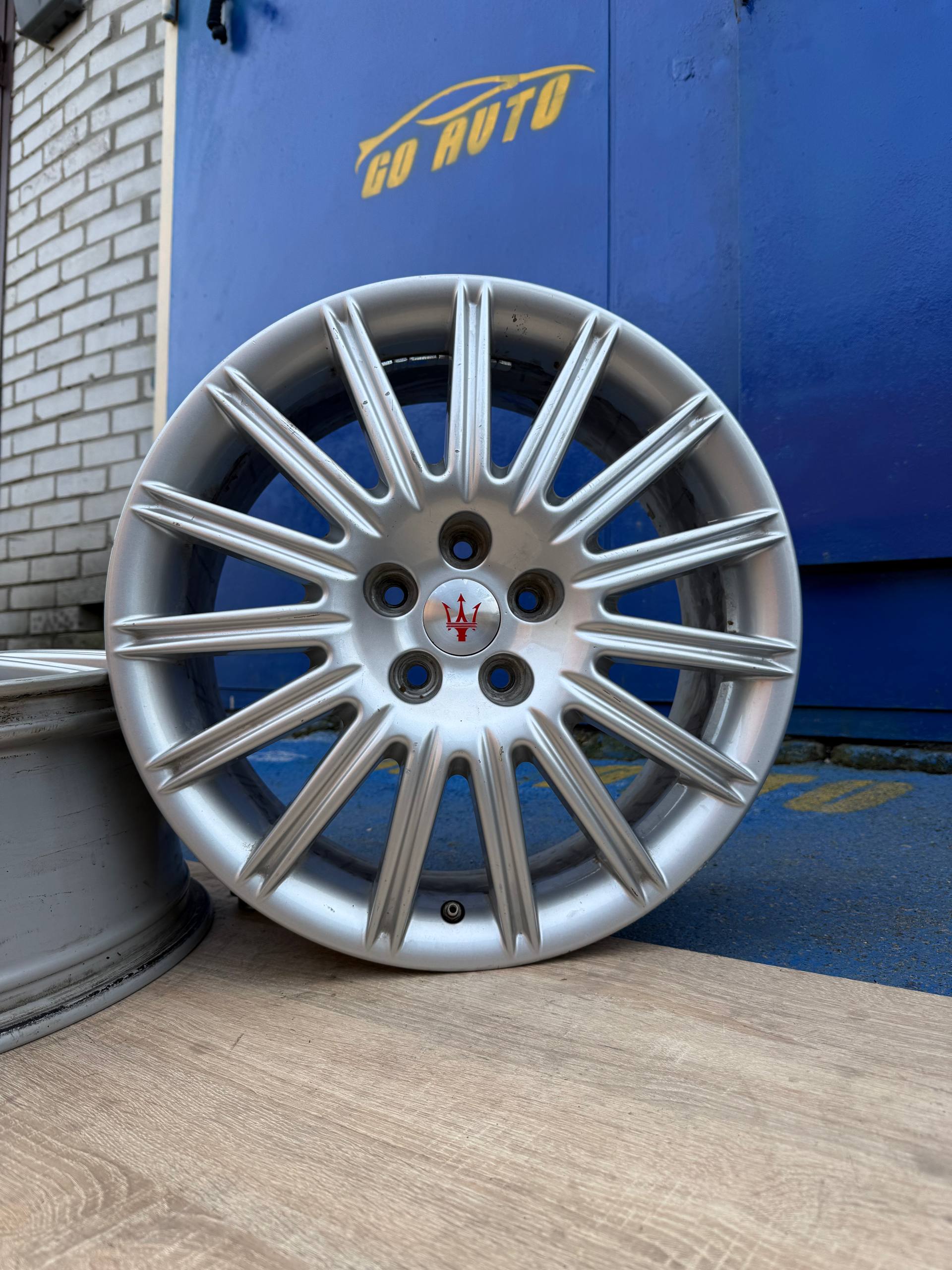 Різноширокі диски R18 5x108 8-9.5j et55-63 dia63.4