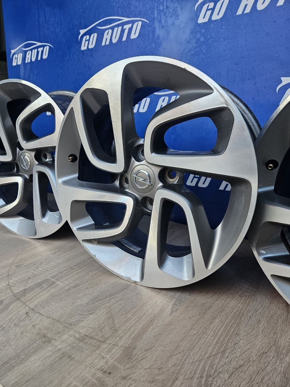 Диски R16 4x108 6.5j et20 dia65.1