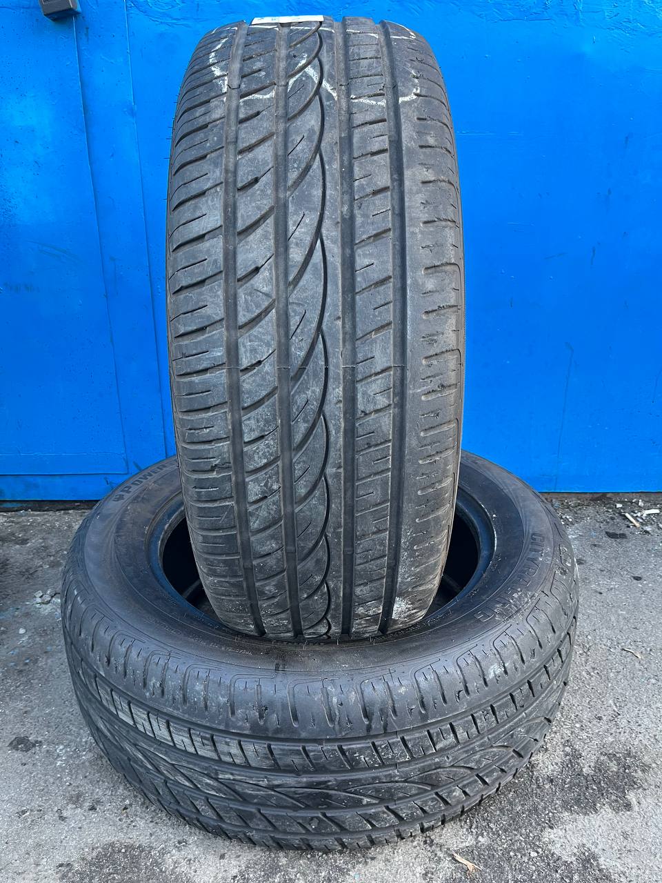 Пара вживаних літніх шин Powertrac 275/55 R20 117V XL
