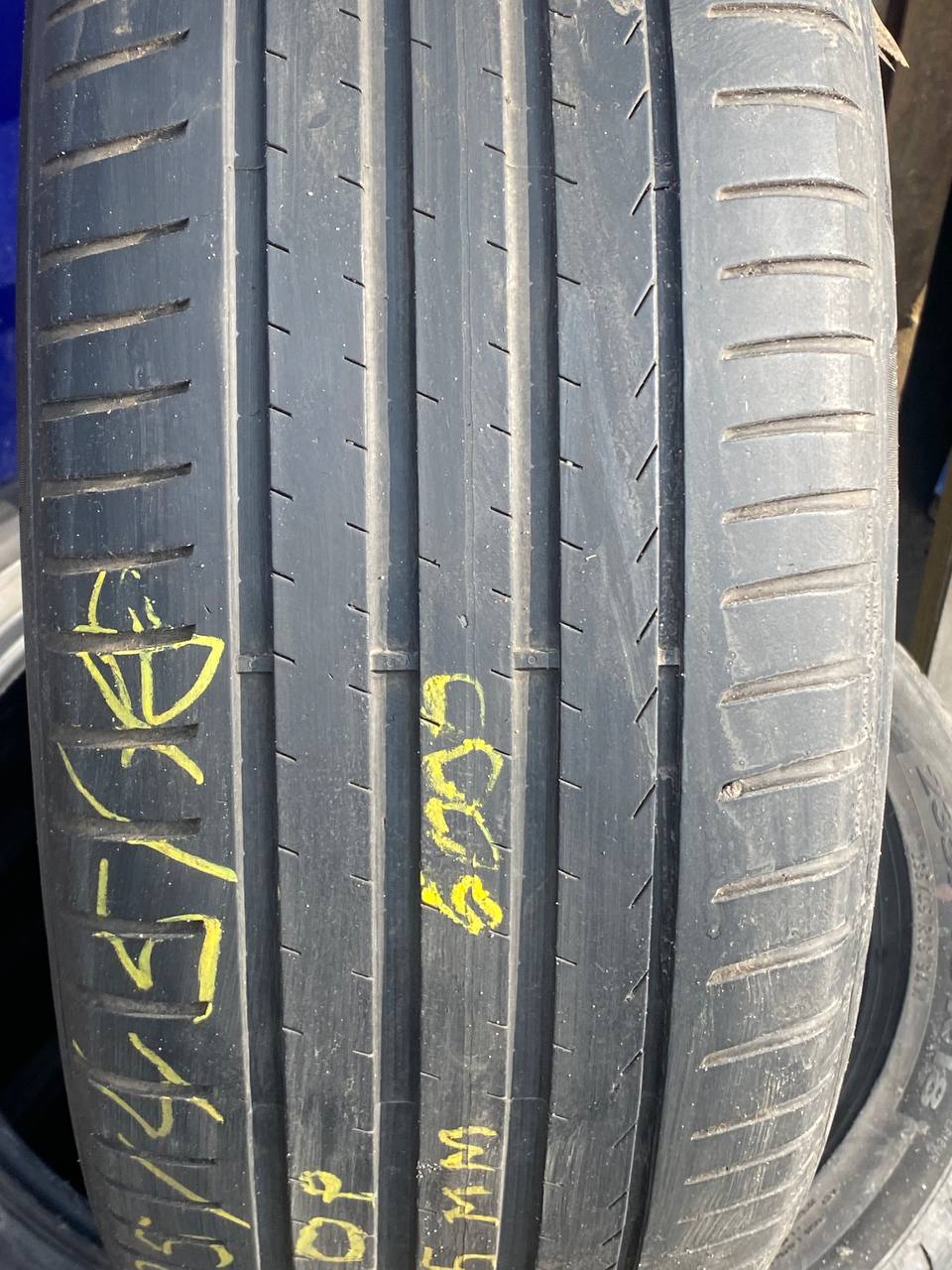 Вживані літні шини Pirelli Cinturato 235/45 R18 94W