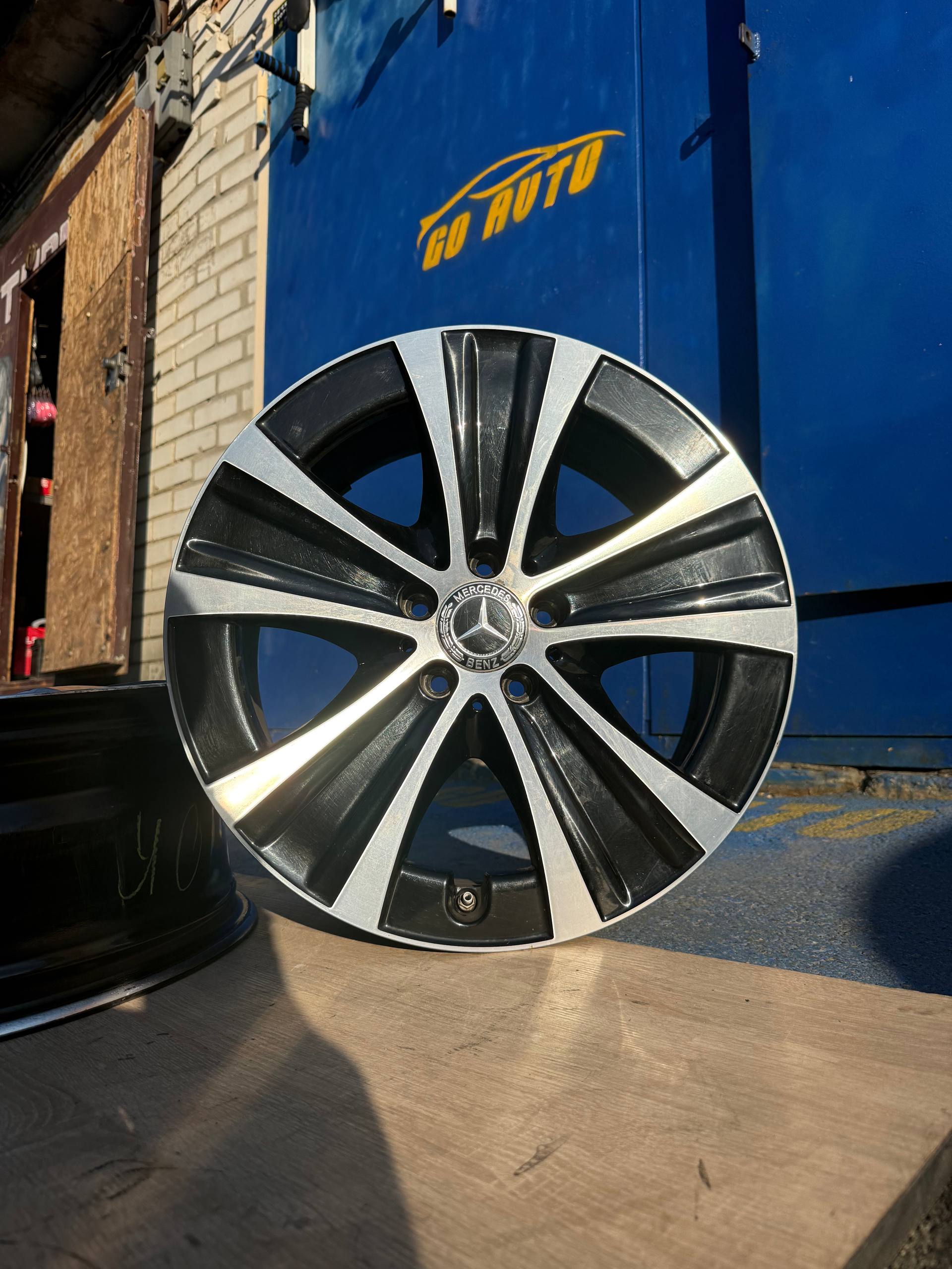 Диски R18 5x112 8j et43 dia66.6