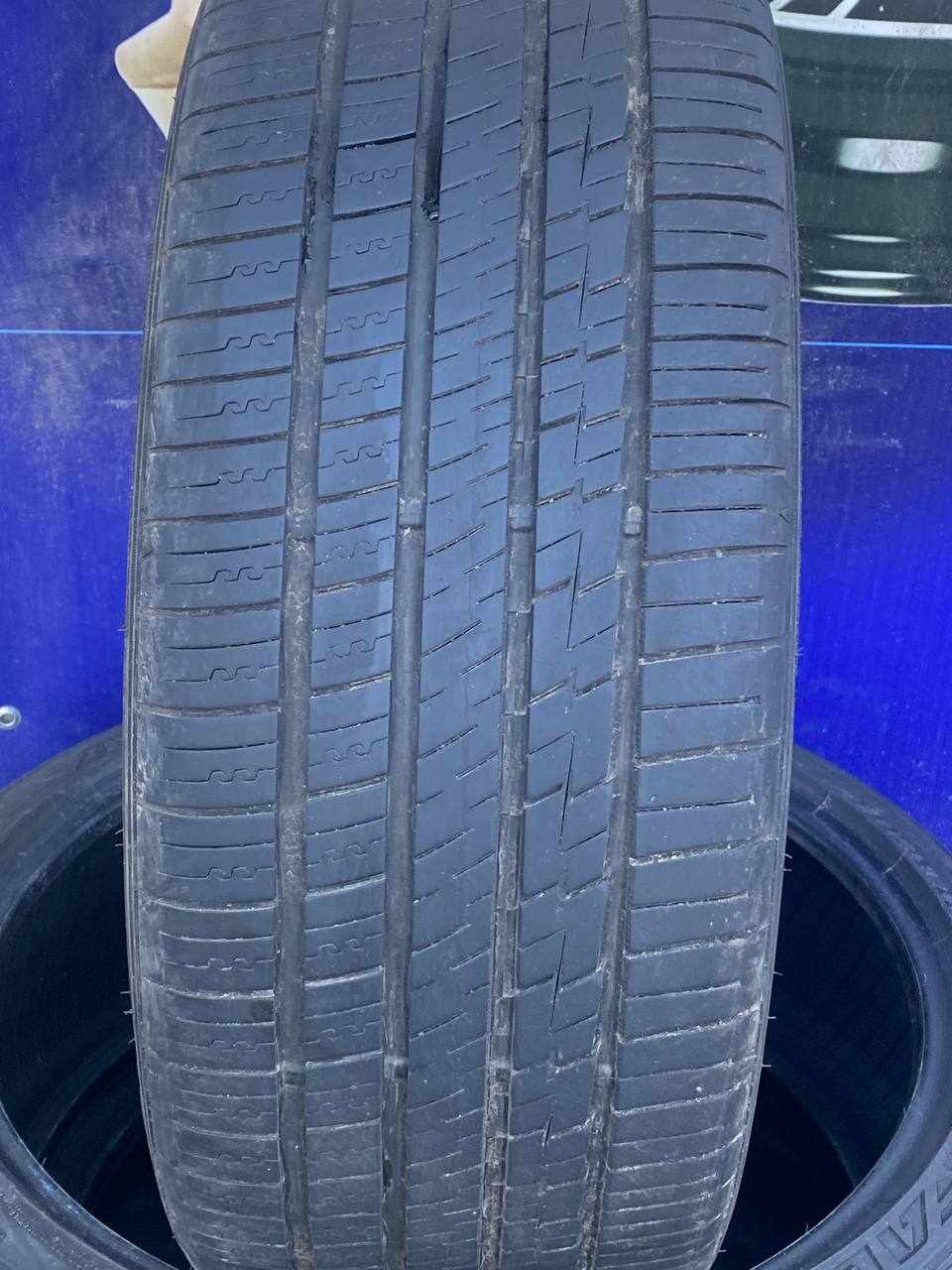 Вживані всесезонні шини Falken Azenis FK460 275/35 R21 103Y