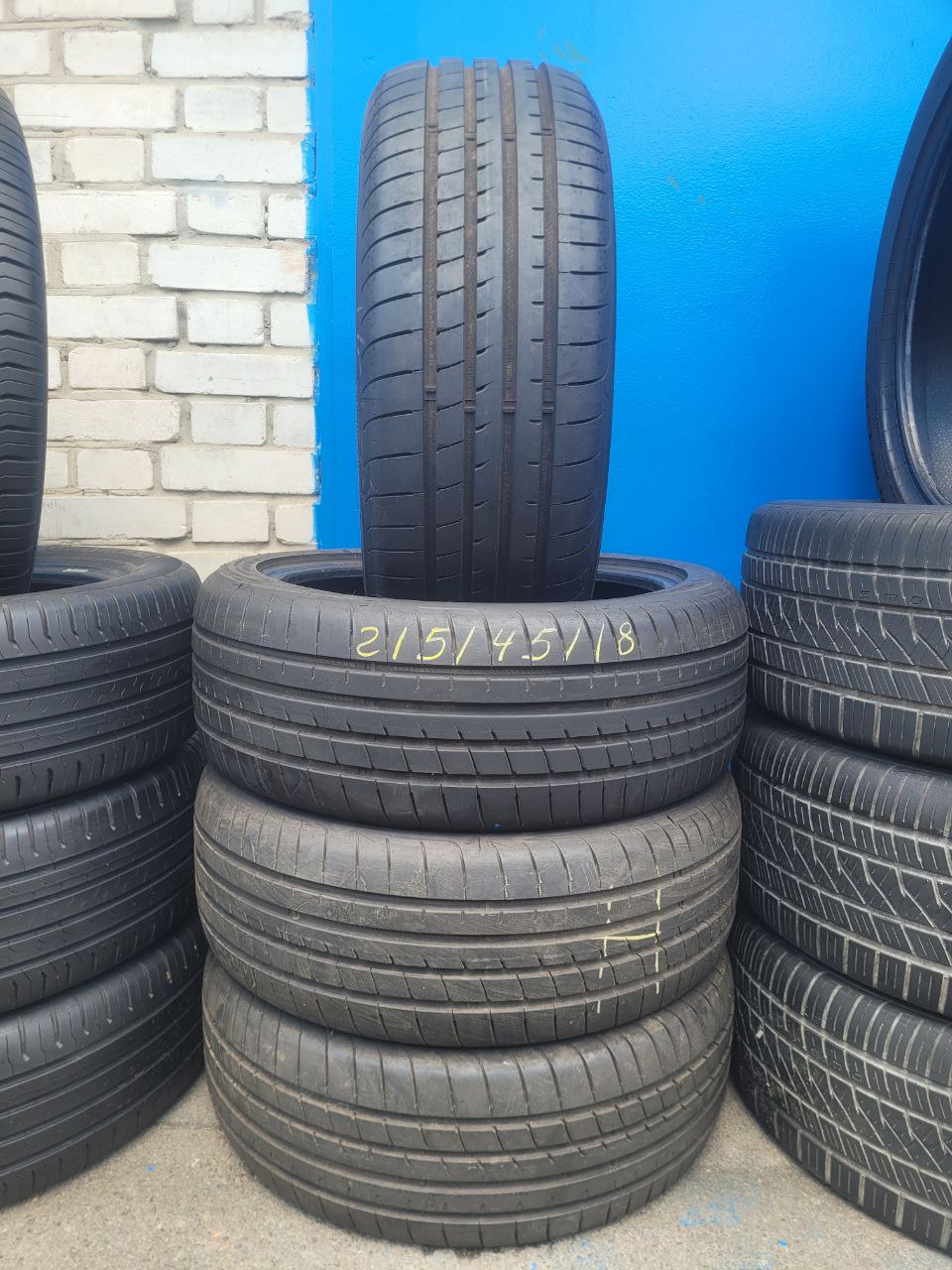 Вживані шини GoodYear Eagle F1 Asymmetric 3 215/45/R18 89V