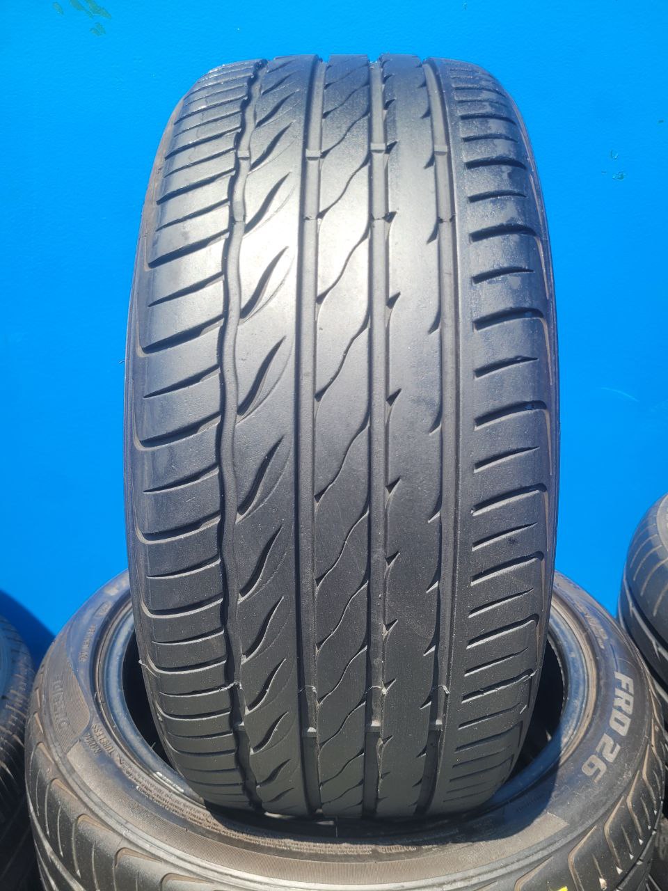 Вживані різноширокі шини Farroad FRD26 215/45/R17 91W 245/40/R17 91Y
