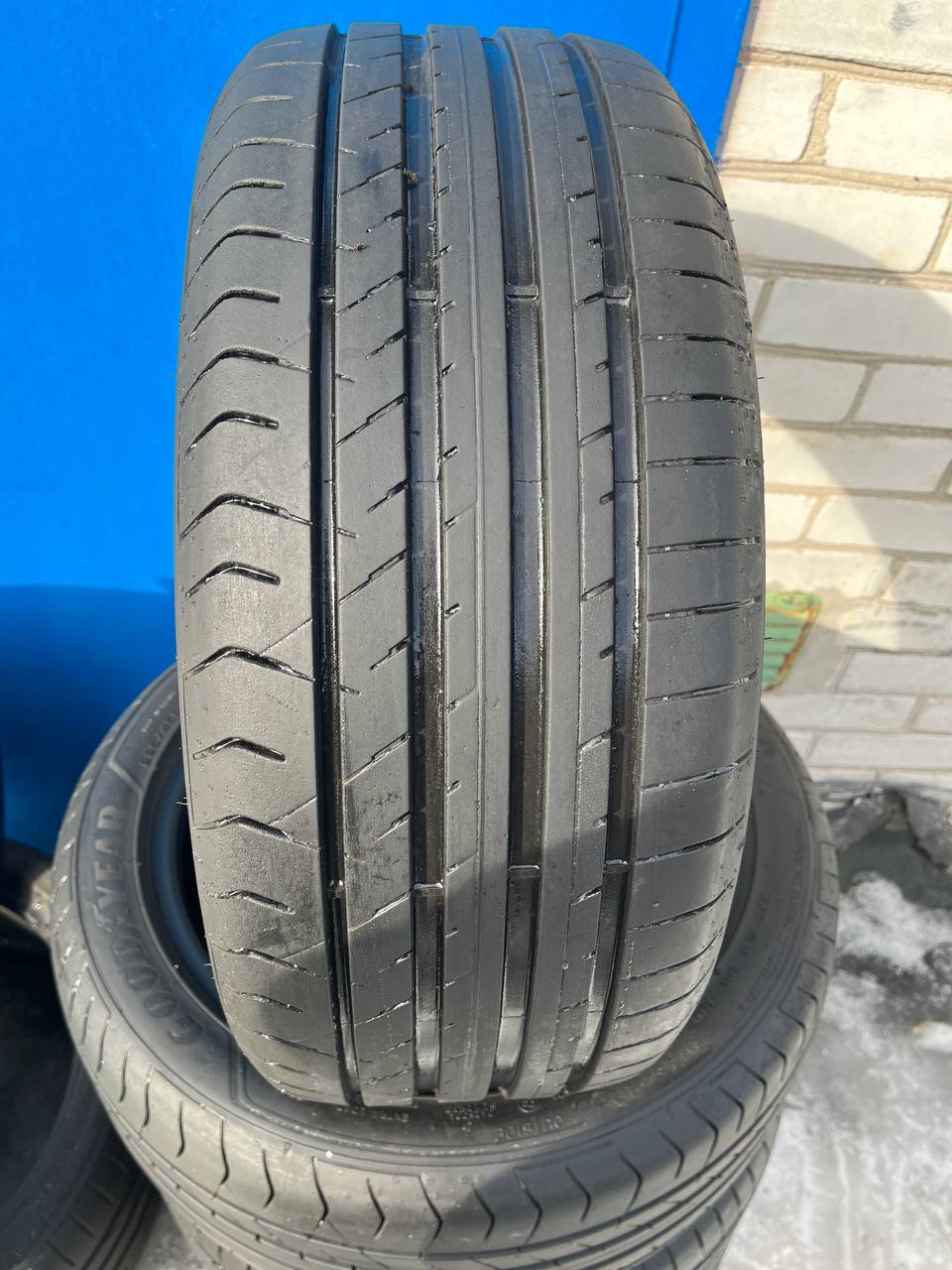 Вживані шини Goodyear Eagle Sport 2 UHP 225/45 R17 94Y