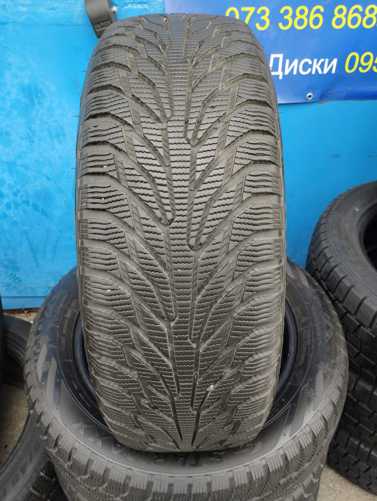 Starmaxx Arcterrain W860 215/55/R17 98T